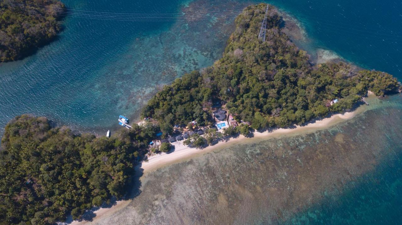 Bitung White Sands Beach Resort Lembeh מראה חיצוני תמונה