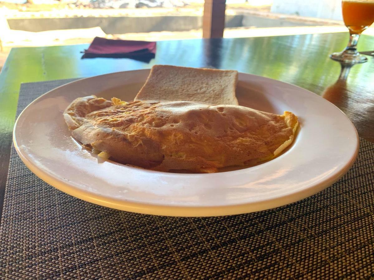 Bitung White Sands Beach Resort Lembeh מראה חיצוני תמונה